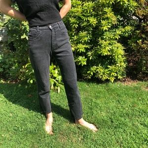 Vintage High-Waist Black Roper Jeans